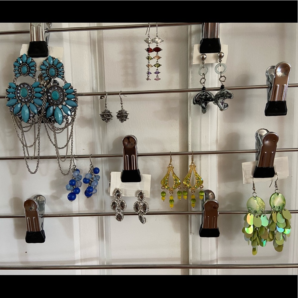 Bundle of earrings